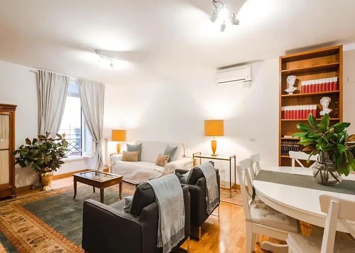 Modern Flat In Historic Center Roma