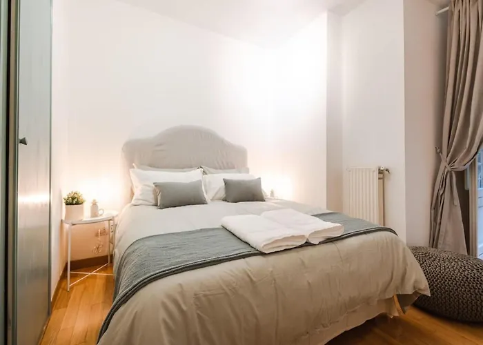 Modern Flat In Historic Center * Roma