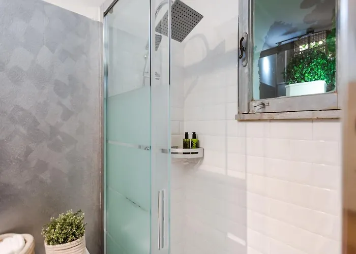Modern Flat In Historic Center * Roma