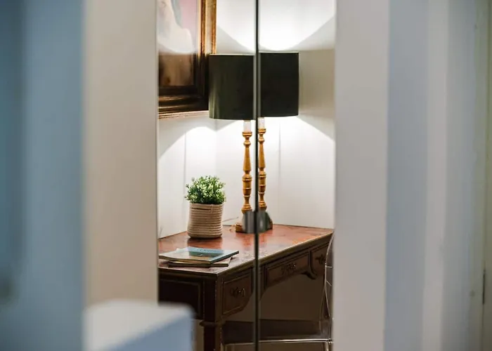 Modern Flat In Historic Center Apartamento